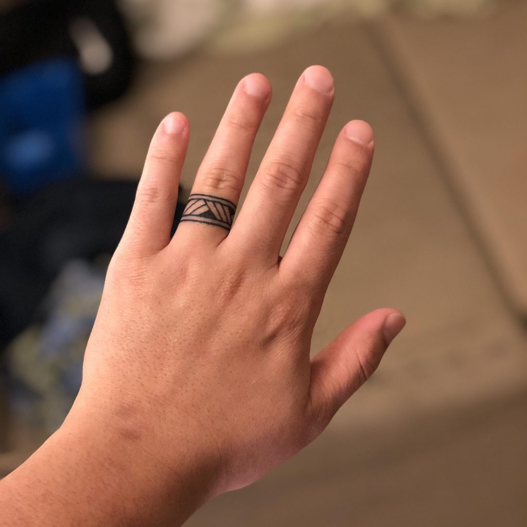 tattoo ring 