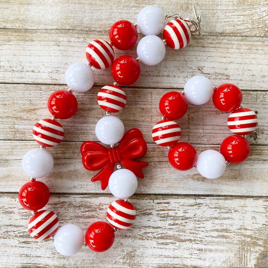 Christmas clay bead bracelet ideas