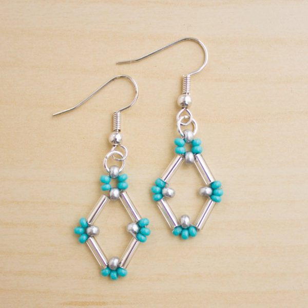 how to make bead earrings