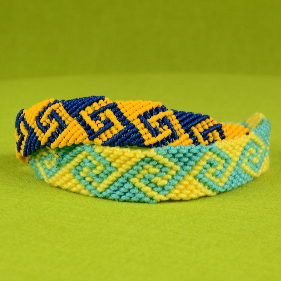 macrame bracelet