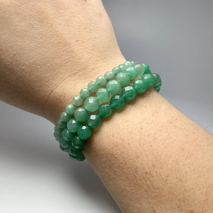 green bracelet