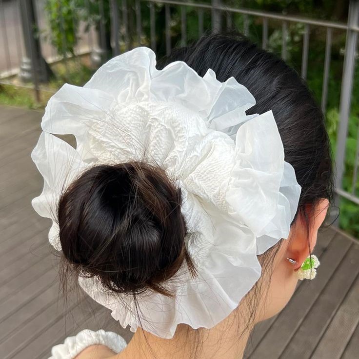 elegant hair tie