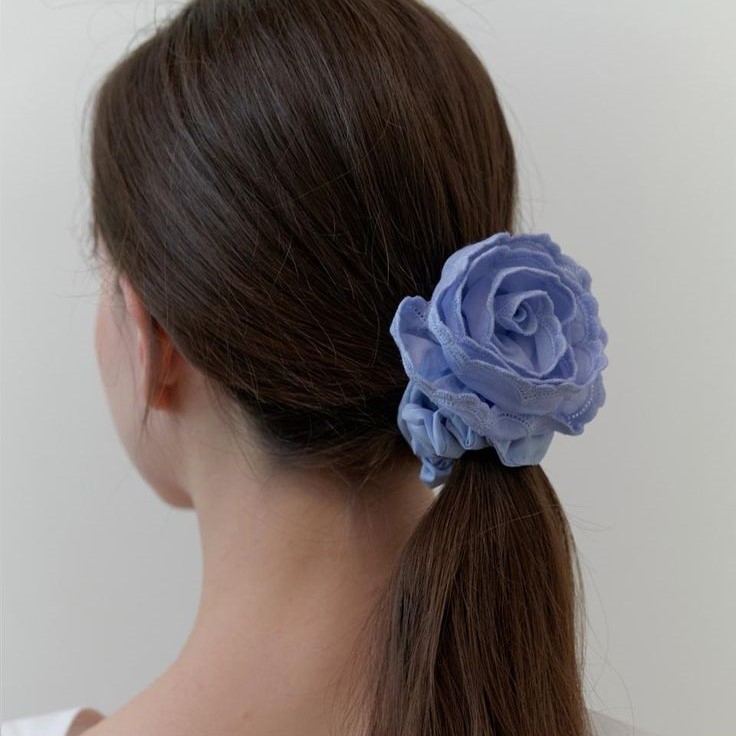 hair scrunchie styles