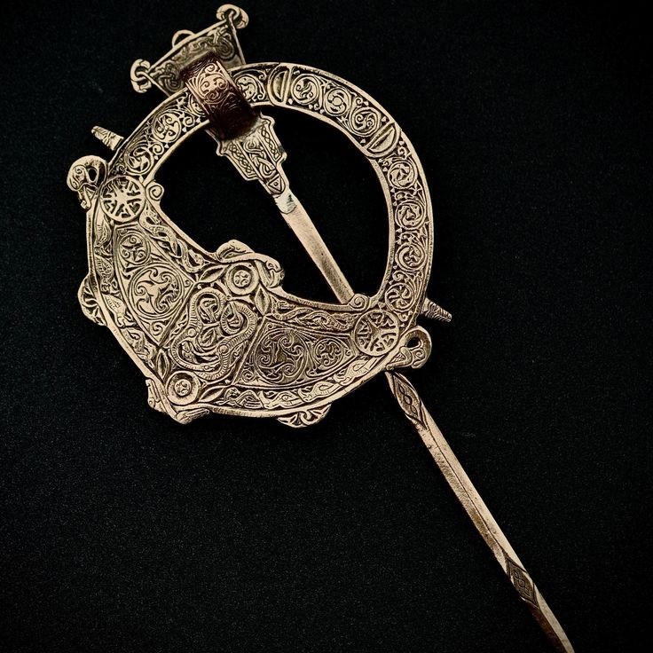 tara brooch